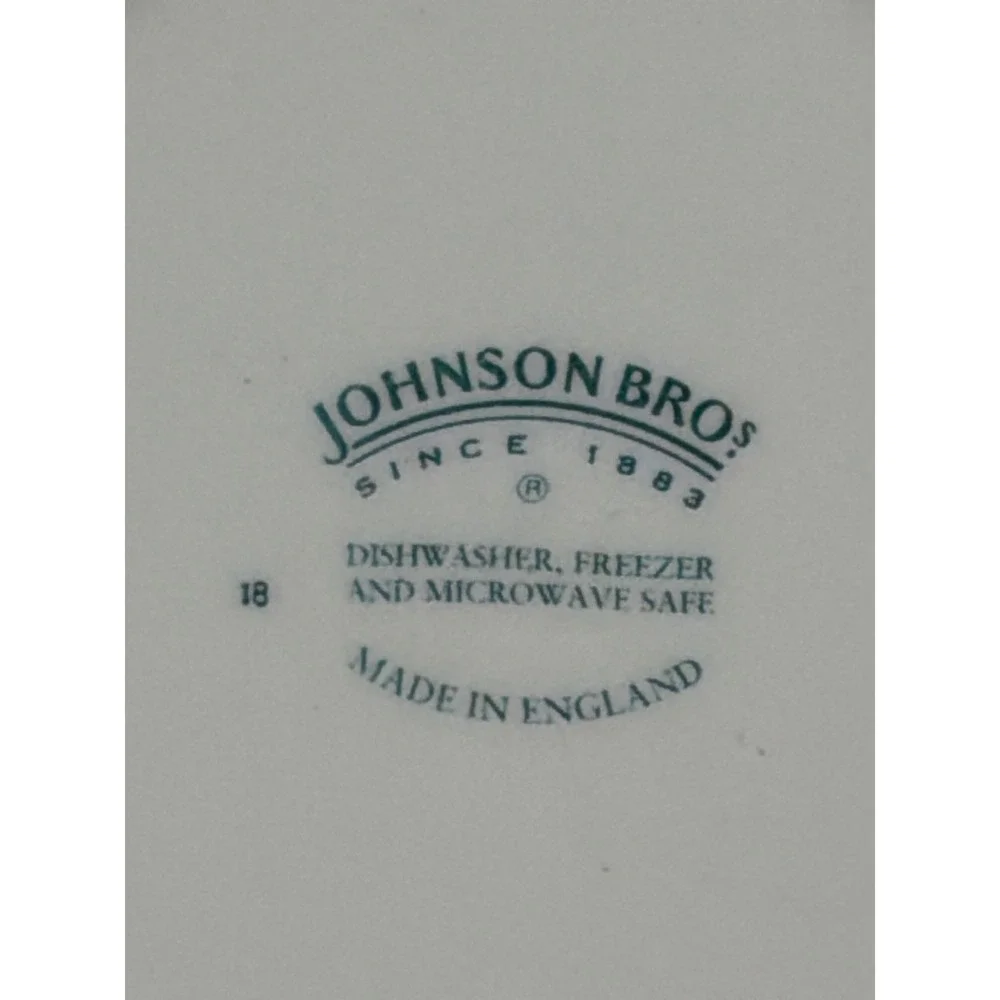Johnson Brothers Blue Willow Bread Butter Plate Made in England Ironstone 5.25